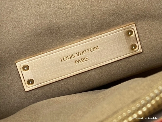 Official oldcobbler VUITTON LOUIS DAUPHINE-28*20*11CM 0807